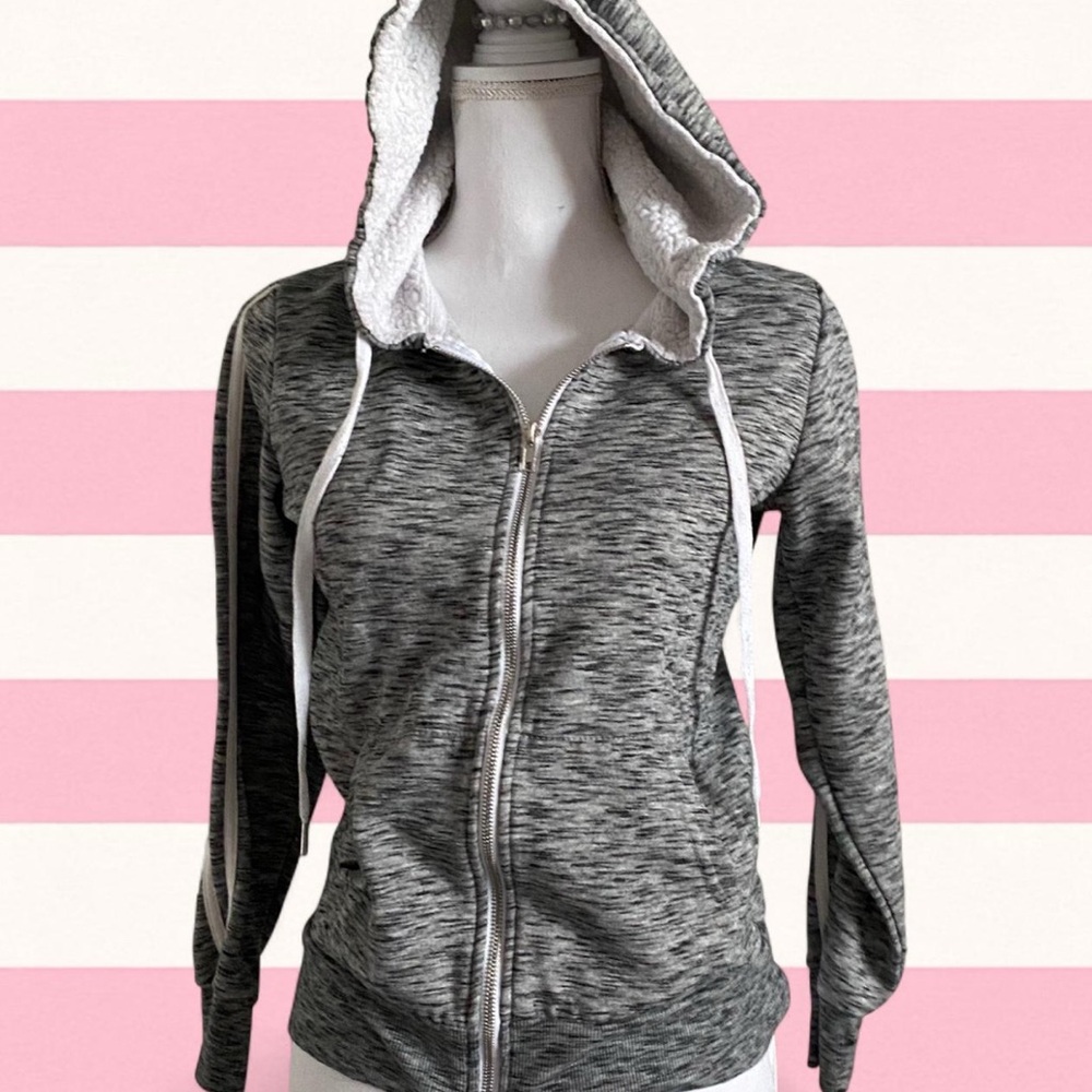 Comfy Gray Hooded Women's Zip Up Jacket